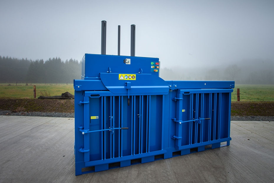 ECO-NOR - MacFab 200 Multi - Flerekammer pappresse og plastpresse - pappkomprimator - plastkomprimator