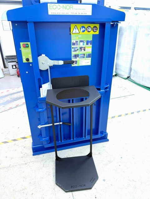 ECO-NOR - VB - MacFab 75 til papp og Marienlyst sekkestativ til plast